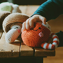 Load image into Gallery viewer, Friendly Plush  Hot Cocoa Toy