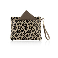 Load image into Gallery viewer, Itzy Ritzy - Boss Changing Clutch™: Leopard