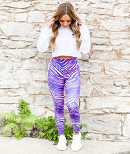 Load image into Gallery viewer, Buffalo Babez Allen Women’s Leggings

